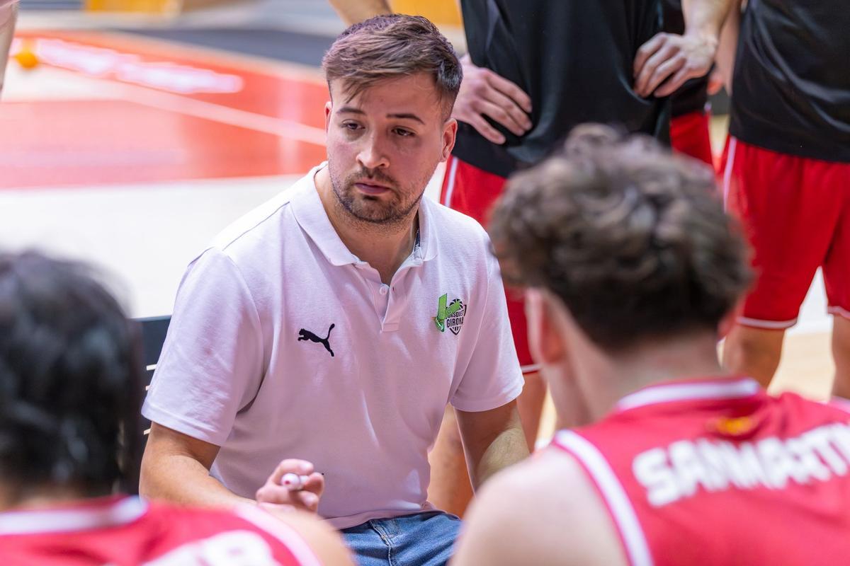 Xavi Roselló, entrenador del Bàsquet Girona U18 i U22