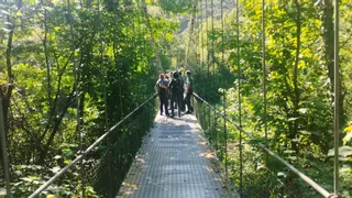 Buscan en Oviedo a un joven desaparecido en el río Nalón cuando se bañaba