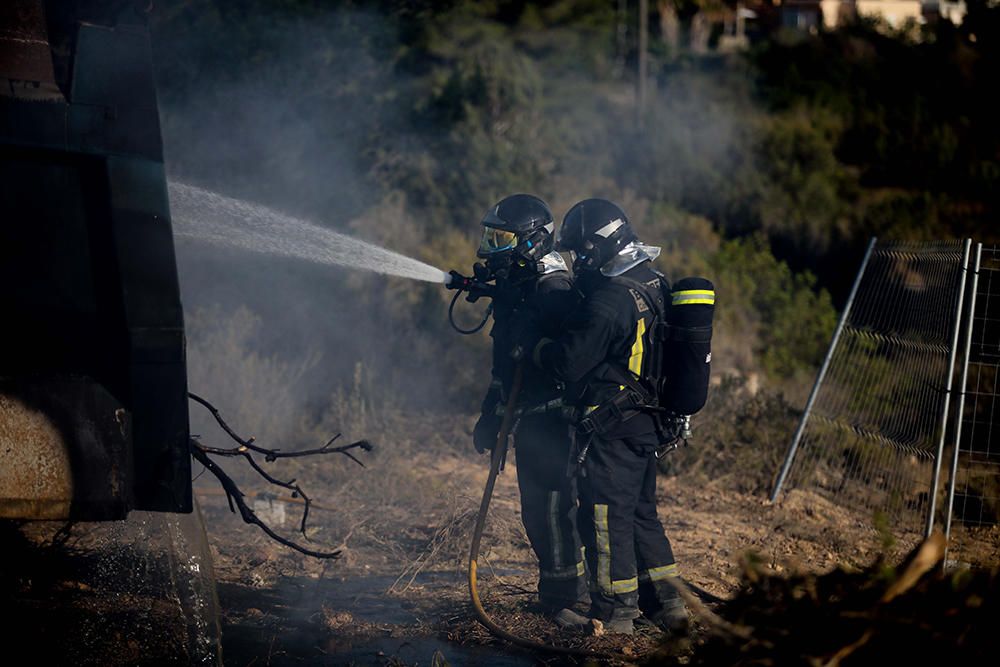 Incendio de un camión en Ibiza