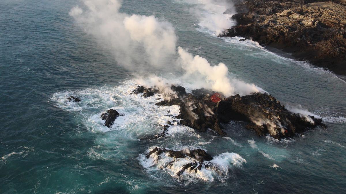 Nueva isla en la costa de Hawai