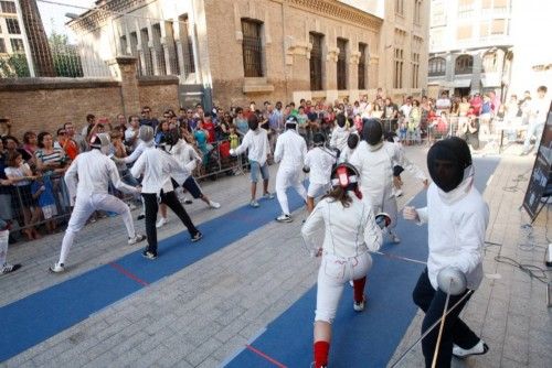 Esgrima en la calle