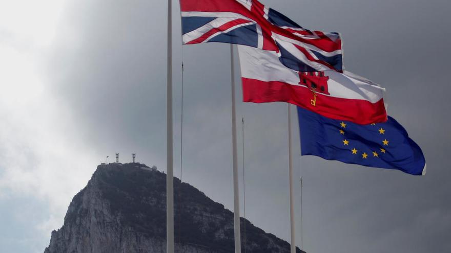 Reino Unido no usará la fuerza para defender Gibraltar.