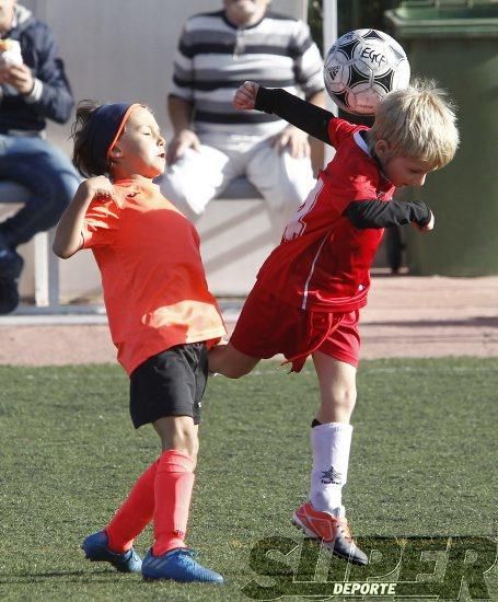 FÚTBOL BASE: Un día en Godella