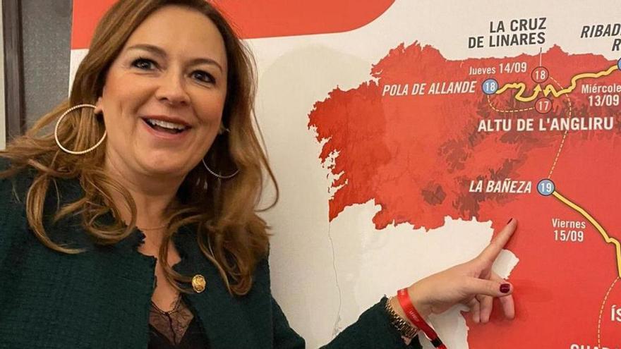 Reconocimiento en León a la directora de la Vuelta a Asturias