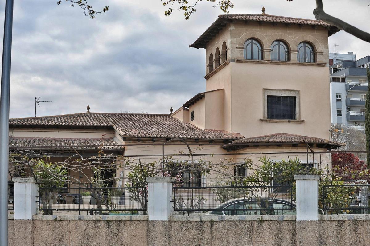 Casa de Guillem Forteza en el Amanecer.
