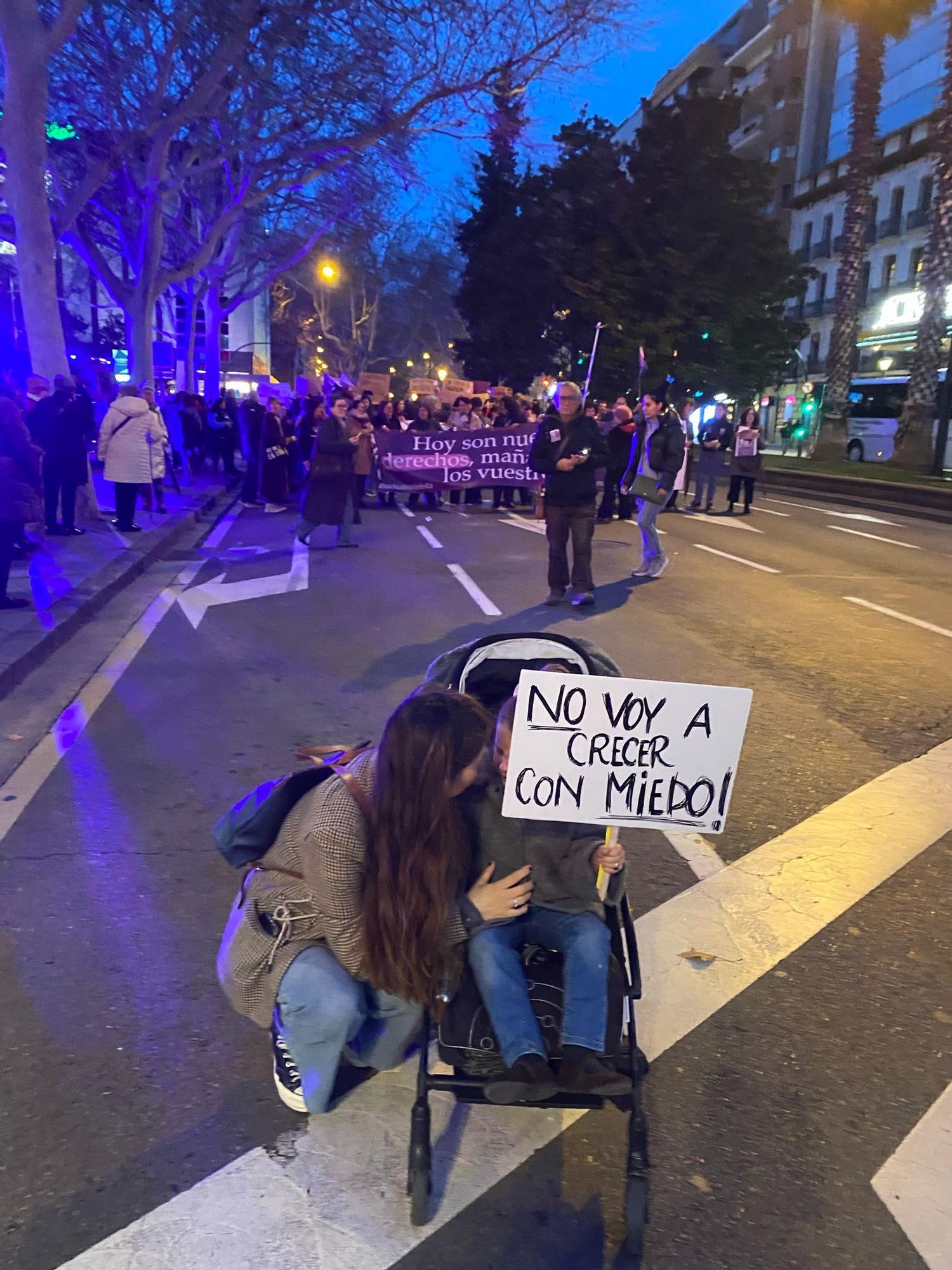 8M, Día de la Mujer | La marea feminista toma Zaragoza
