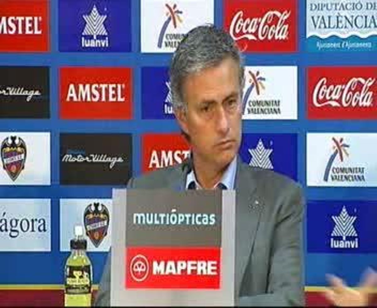 Mourinho: Estic content que cap jugador hagi acabat a l’hospital.