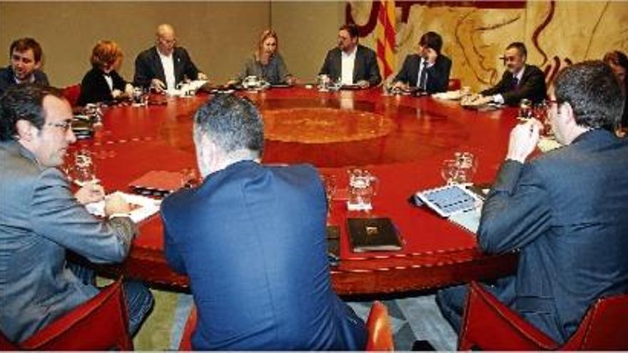 Els consellers reunits aquesta setmana amb el president de la Generalitat, Carles Puigdemont.