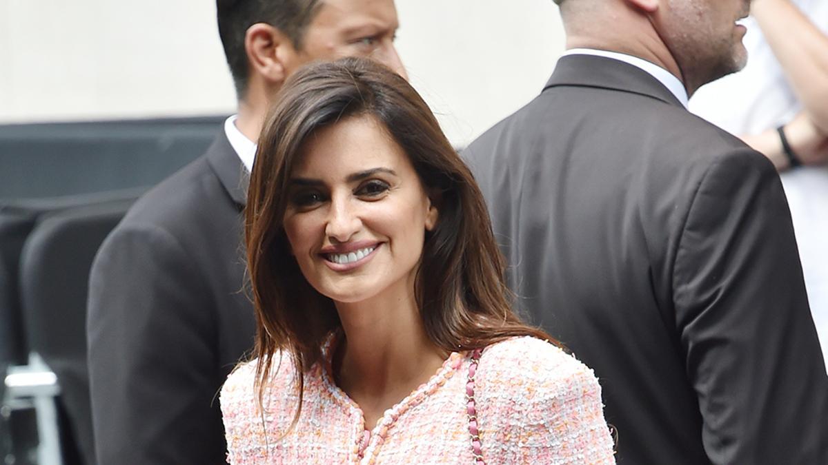 El look tweed de Penélope Cruz