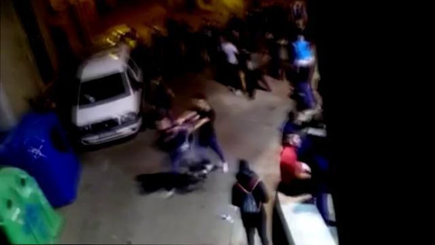 Investiguen si el vídeo d&#039;una segona baralla té relació amb l&#039;agressió homòfoba