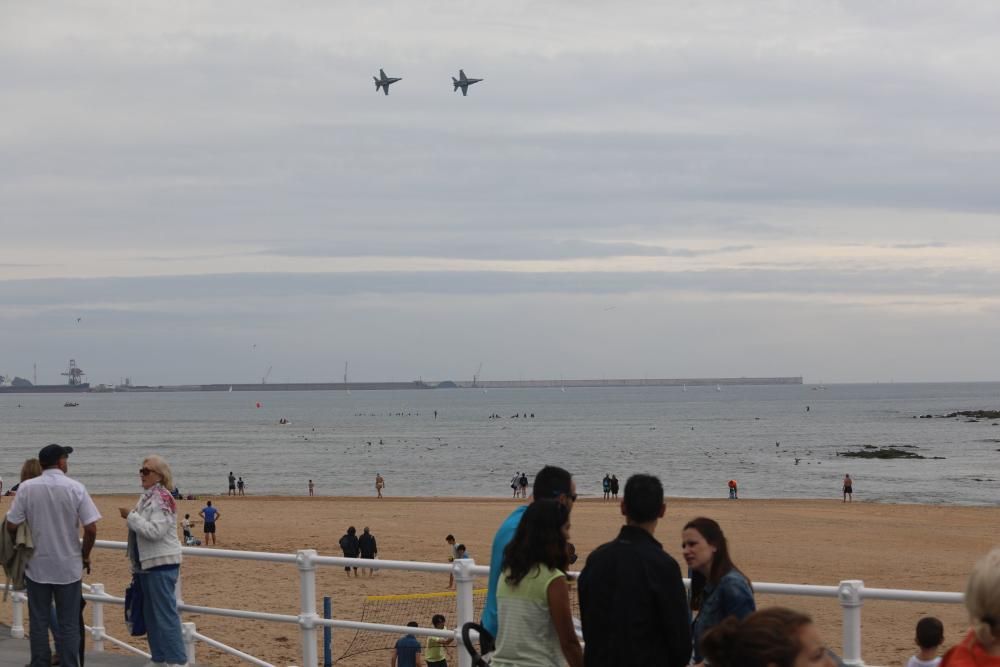 Ensayos para el festival aéreo de Gijón