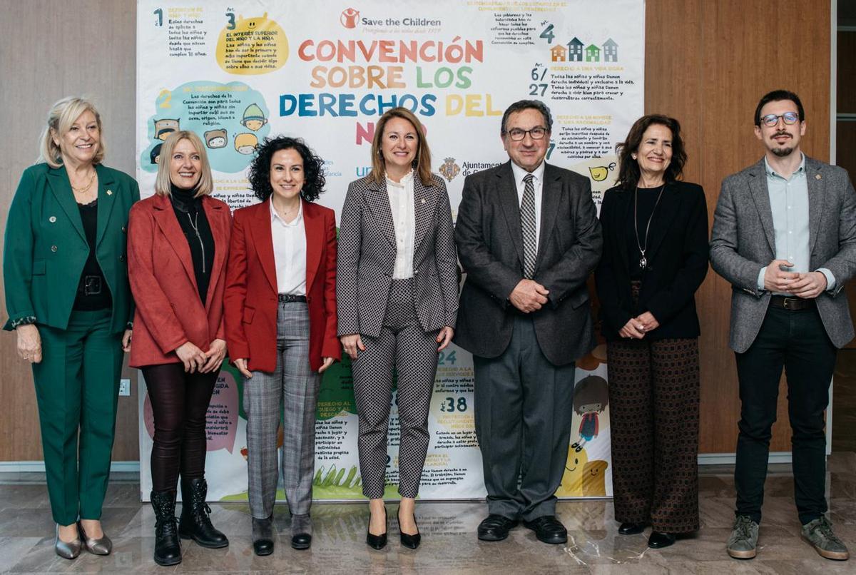 La alcaldesa de Castelló, Begoña Carrasco y la consellera de Servicios Sociales, Elena Albalat, han encabezado este encuentro.