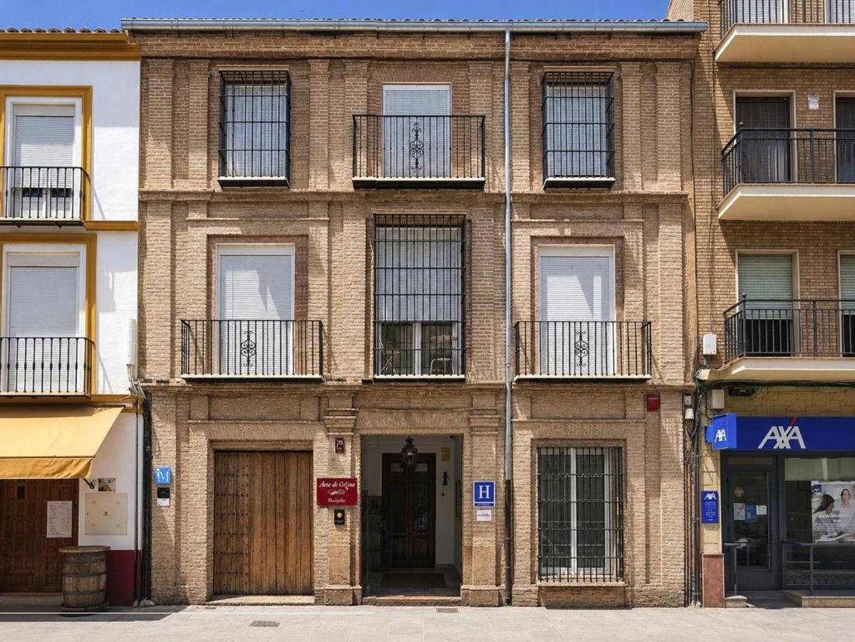 El restaurante y hotel ‘Arte de Cozina’, en calle Calzada, 27 (Antequera) ocupa la zona de servicio y carruajes del antiguo palacio del barón de Sabasona, del siglo XVIII.