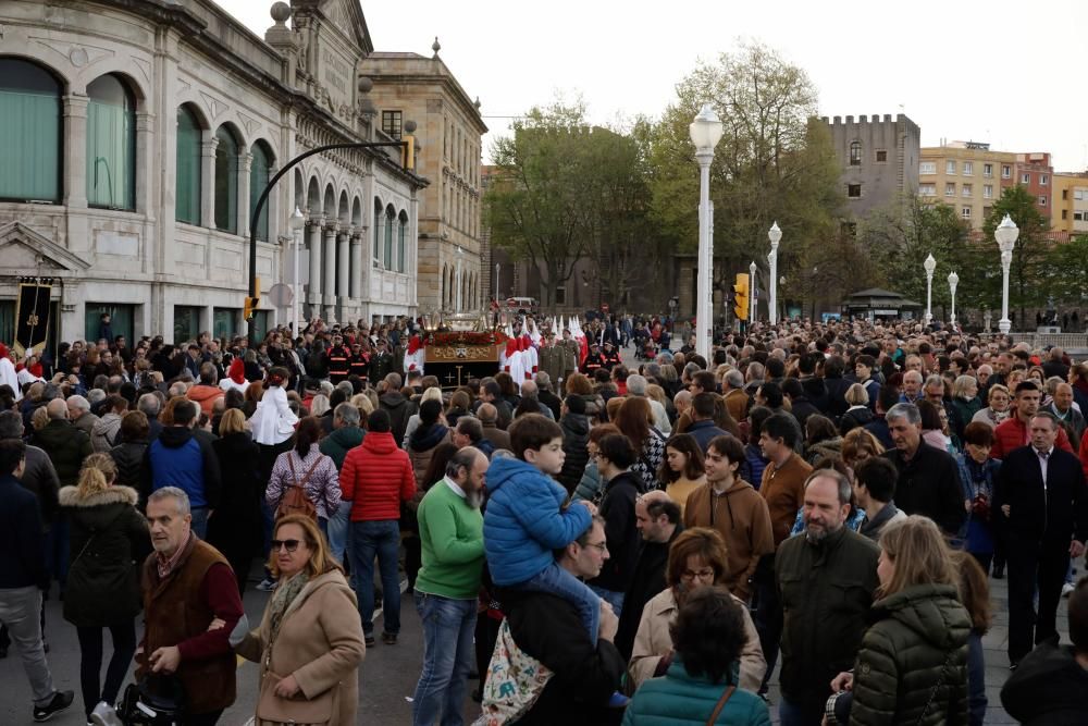 Procesión del Viernes Santo en Gijón