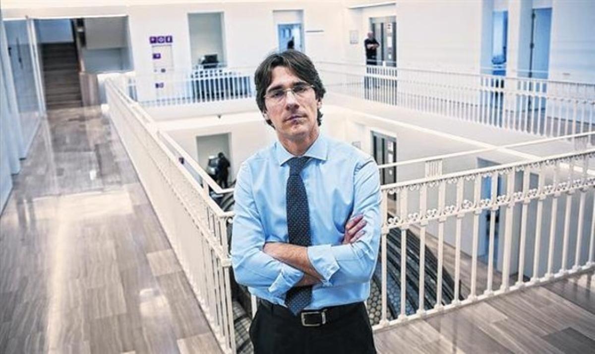 Josep Maria Martorell, a la seu de la Secretaria General d’Universitats i Recerca, dependent del Departament d’Economia de la Generalitat. Josep Maria Martorell, a la seu de la Secretaria General d’Universitats i Recerca, dependent del Departament d’Economia de la Generalitat.