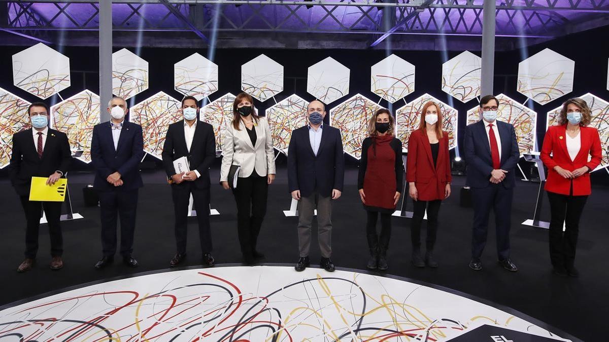 Imatge de grup dels nou candidats a la presidencia de la Generalitat a les eleccions del 14 de febrer del 2021 abans del debat electoral a  La Sexta   11 de febrer del 2021  Pla general  (Horitzontal) Jose Irun   La Sexta ACN