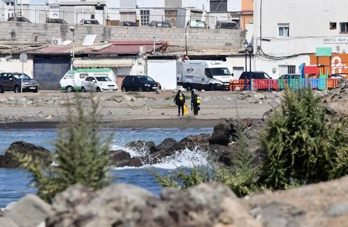 17/05/2019 ARGUINENGUIN. MOGAN. Busqueda de los inmigrates desaparecidos en el mar en Mogan. Localizado el cuerpo del bebé en Taurito y transladado al Puerto deportivo de Pasito Blanco.   Fotógrafa: YAIZA SOCORRO.  | 17/05/2019 | Fotógrafo: Yaiza Socorro