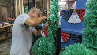 París alumbra las carrozas de Guía