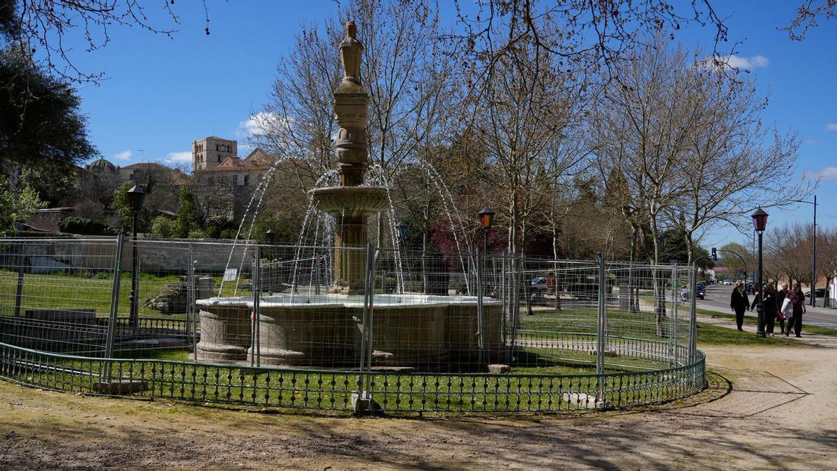 Vallado de una de las fuentes de San Martín.