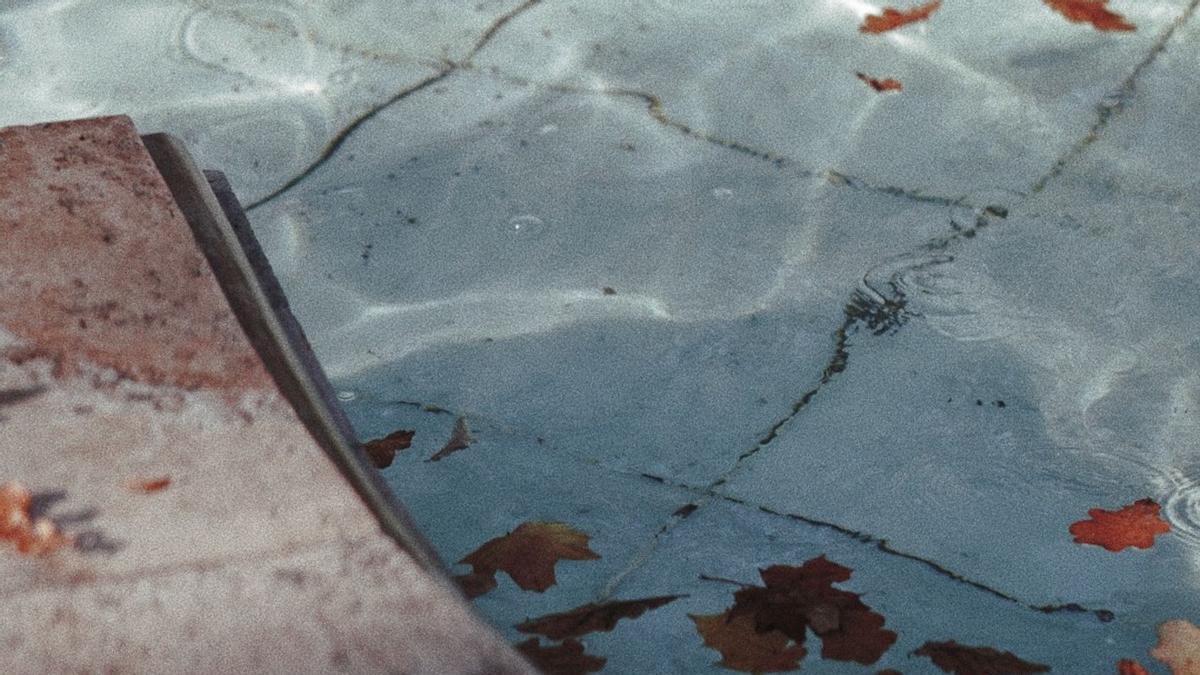 Cómo ahorrar agua si tengo una piscina en casa? Estos son los trucos que debes tener en cuenta