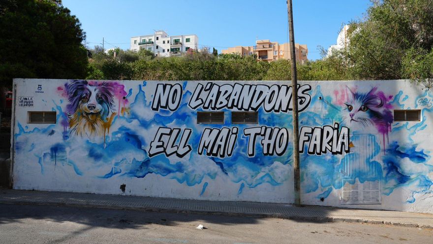 Un mural para evitar el abandono animal en Ibiza