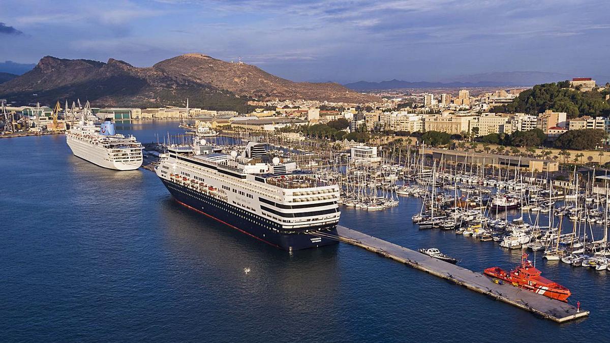 Diez buques atracarán en la terminal de cruceros de Cartagena a partir de junio | APC