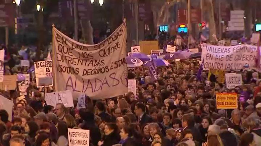 Multitudinaria manifestación del 8 de Marzo por el centro de Madrid