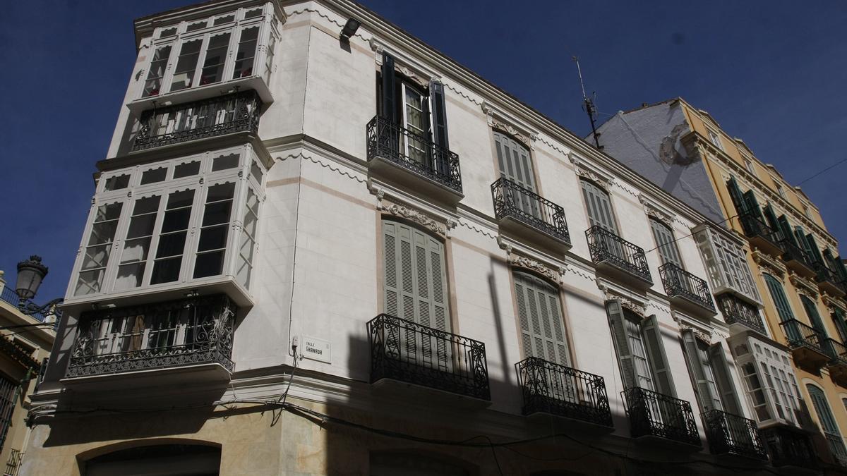 Balcones del edificio de Gerónimo Cuervo de la calle Granada, 33