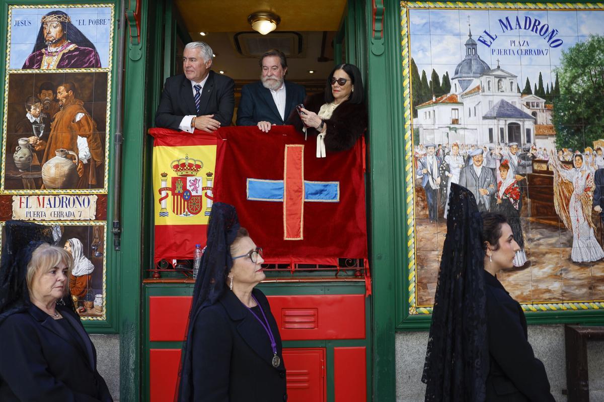 Las mejores imágenes de las procesión de Jesús 'El Pobre' en el Jueves Santo de Madrid. Las mejores imágenes de las procesión de Jesús 'El Pobre' en el Jueves Santo de Madrid.