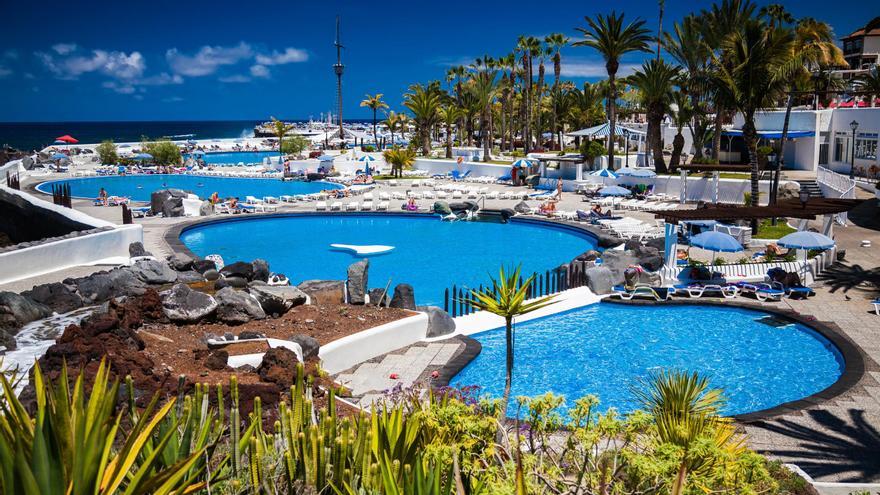 Man Revived After Drowning, Cardiac Arrest in Puerto de la Cruz