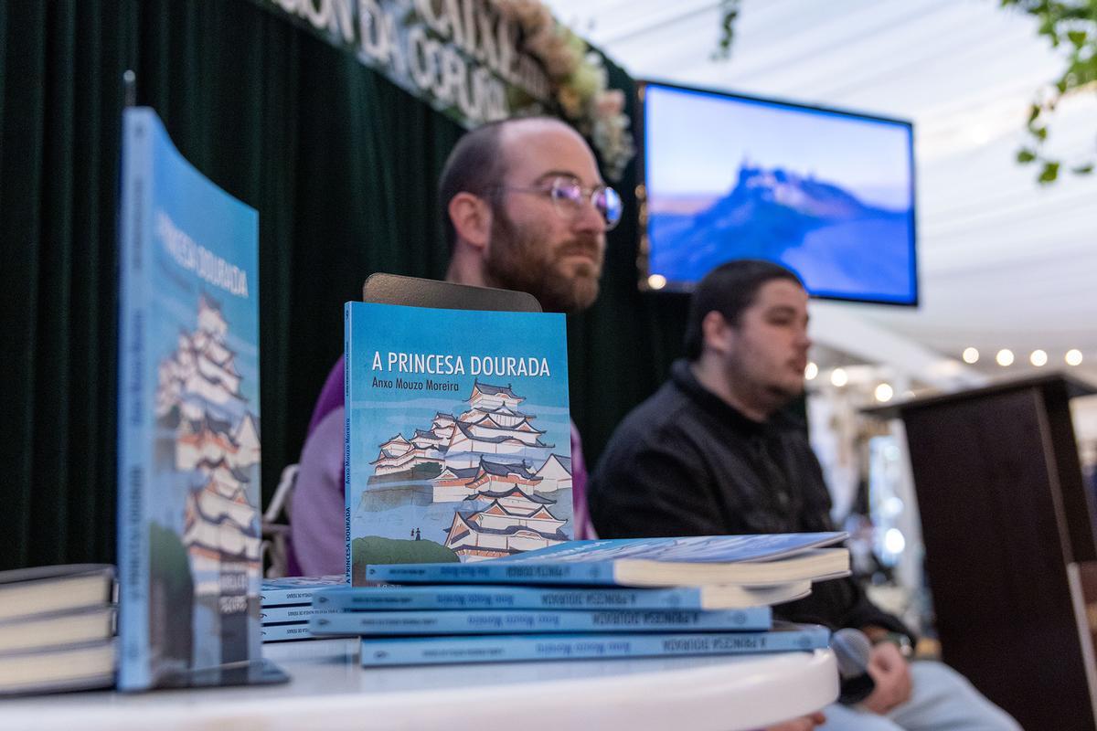 Presentación do libro 'A Princesa Dourada' de Anxo Mouzo.