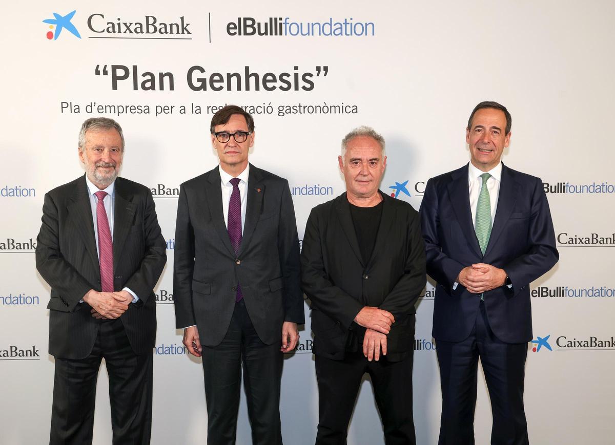 Tomás Muniesa, presidente de CaixaBank; Salvador Illa, presidente de la Generalitat de Catalunya; Ferra Adrià, presidente de elBullifoundation; y Gonzalo Gortázar, CEO de CaixaBank.