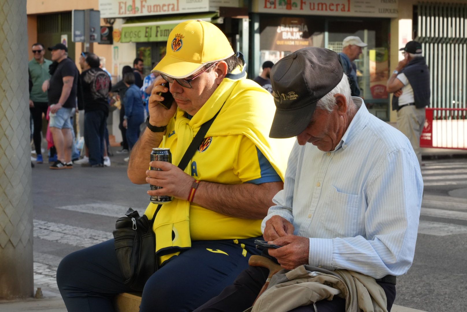 La afición del Villarreal en el partido contra el Espanyol en La Cerámica