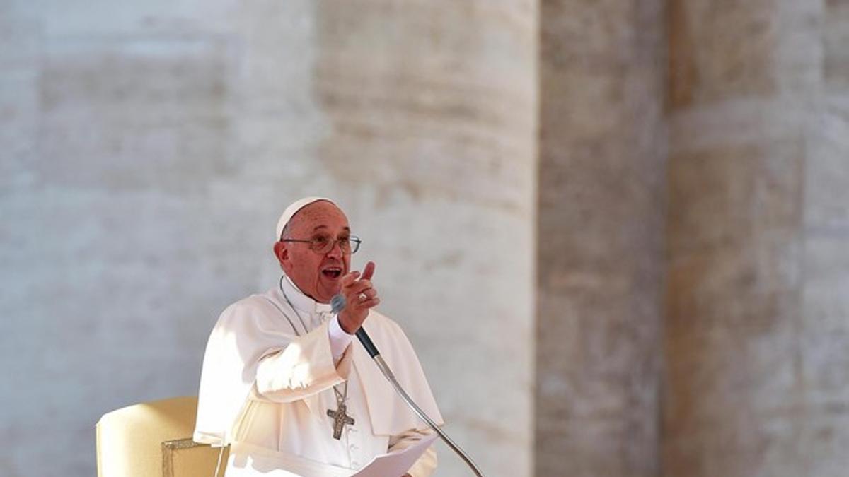 El Papa arremete contra las empresas que pagan a sus trabajadores en negro