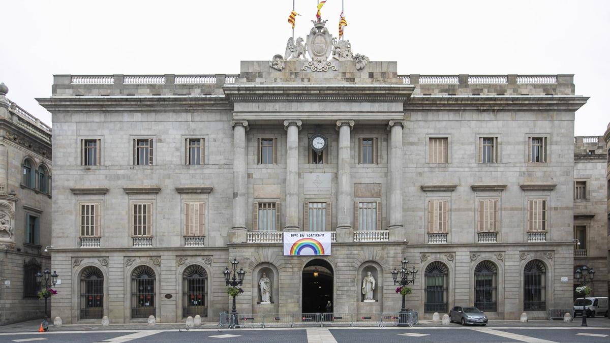 Imagen de archivo de la fachada del Ayuntamiento de Barcelona.