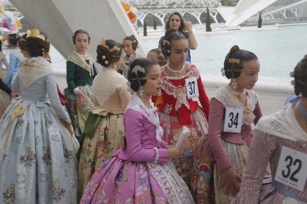 Las candidatas a Fallera Mayor Infantil visitan el Museo Príncipe Felipe