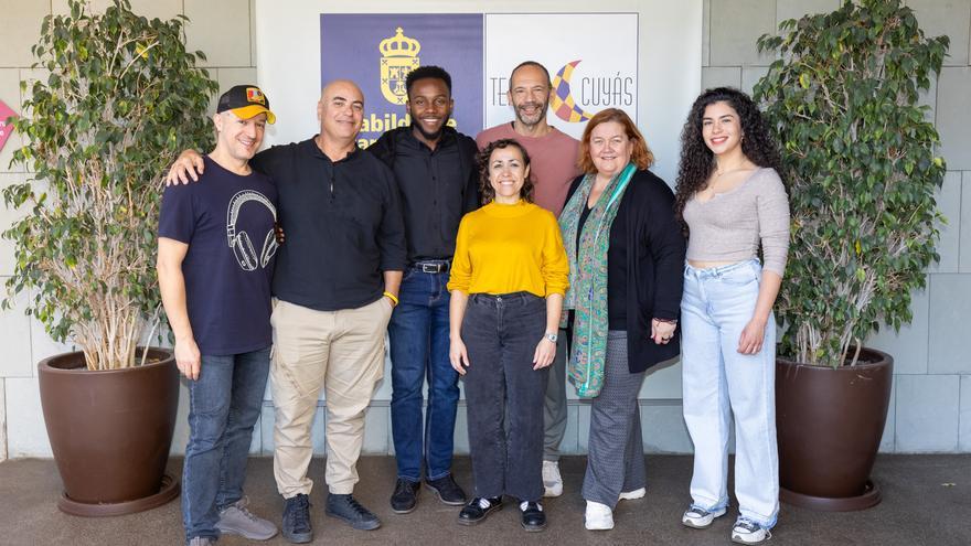 &#039;Enemigo&#039;, el «telediario» que aterriza este fin de semana en el Cuyás con Teatro La República