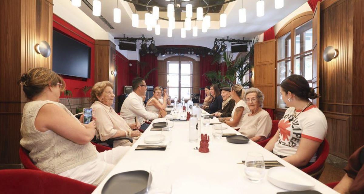 Varios familiares acompañaron a los homenajeados.