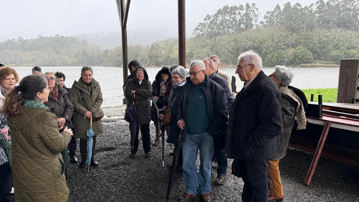 Los alumnos de la UNED Sénior conocieron en detalle el espacio.