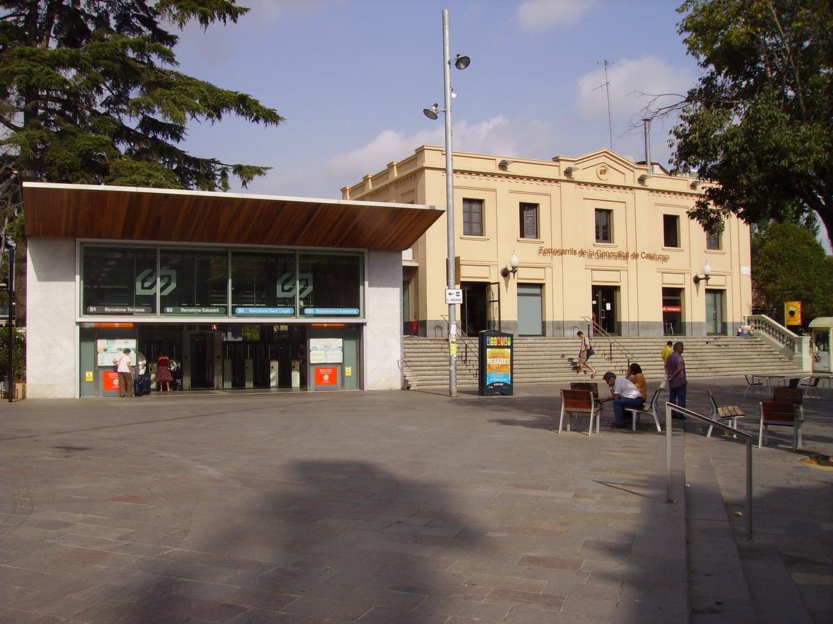 La plaça Lluís Millet de Sant Cugat, lliure de trànsit