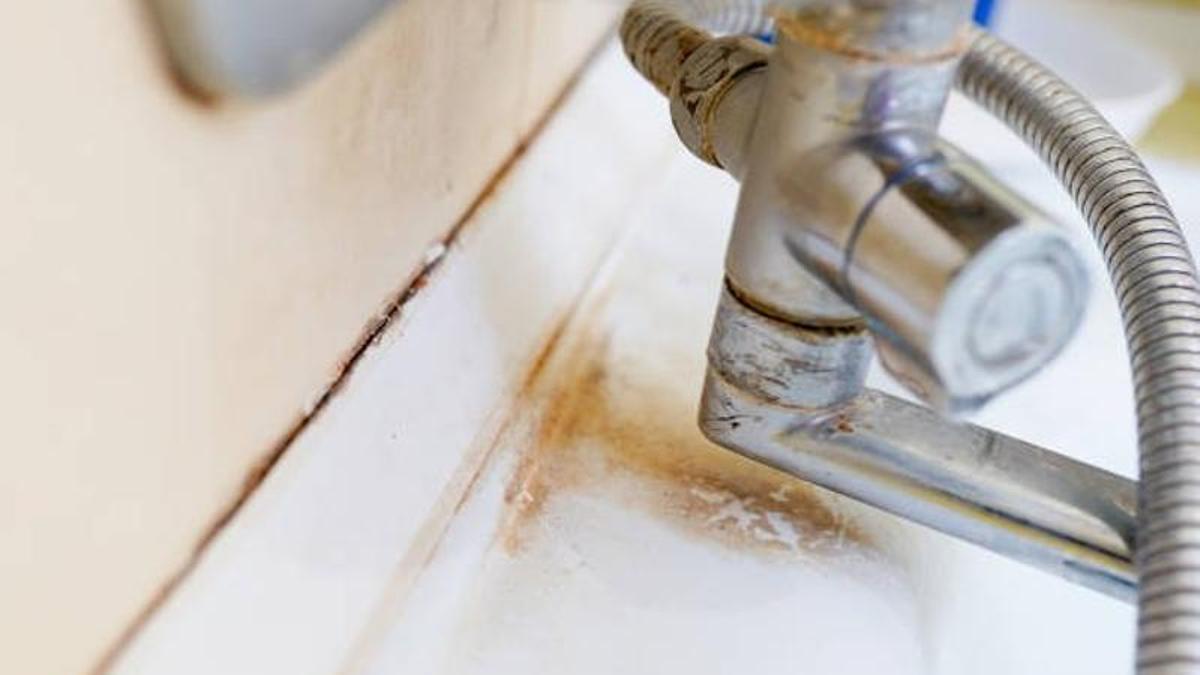 Elimina el óxido de tu baño: los tres productos clave y el paso a paso para un resultado perfecto.