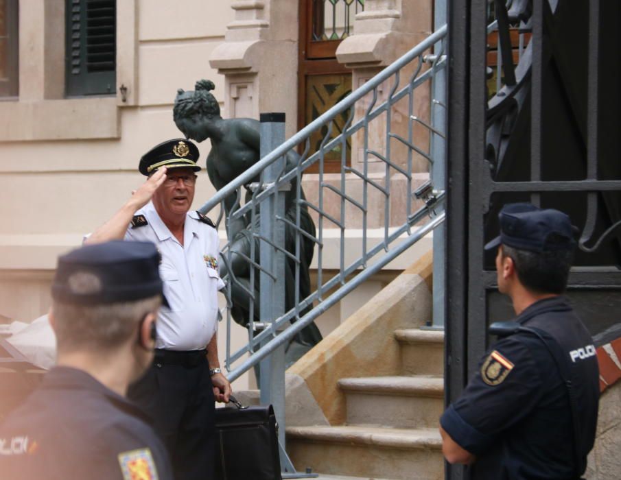 Reunió contra l'1-O a la delegació del govern