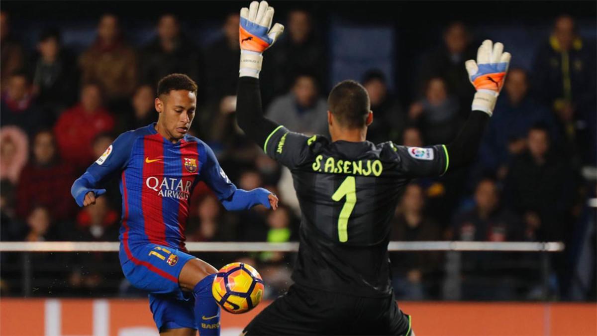 Asenjo evitó el gol de Neymar