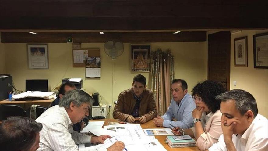 El PSOE critica que el consistorio no destine fondos para la ermita