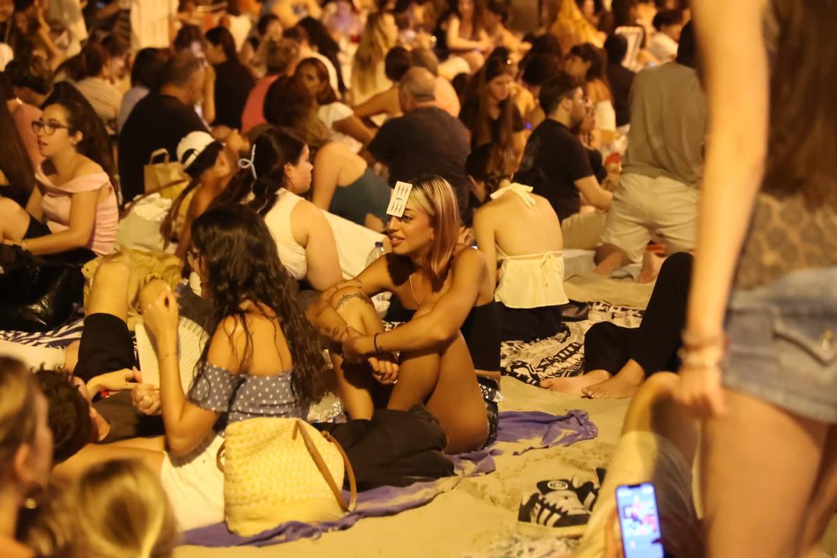 Última noche de fuegos artificiales de Hogueras: broche final a un certamen marcado por la nueva ubicación