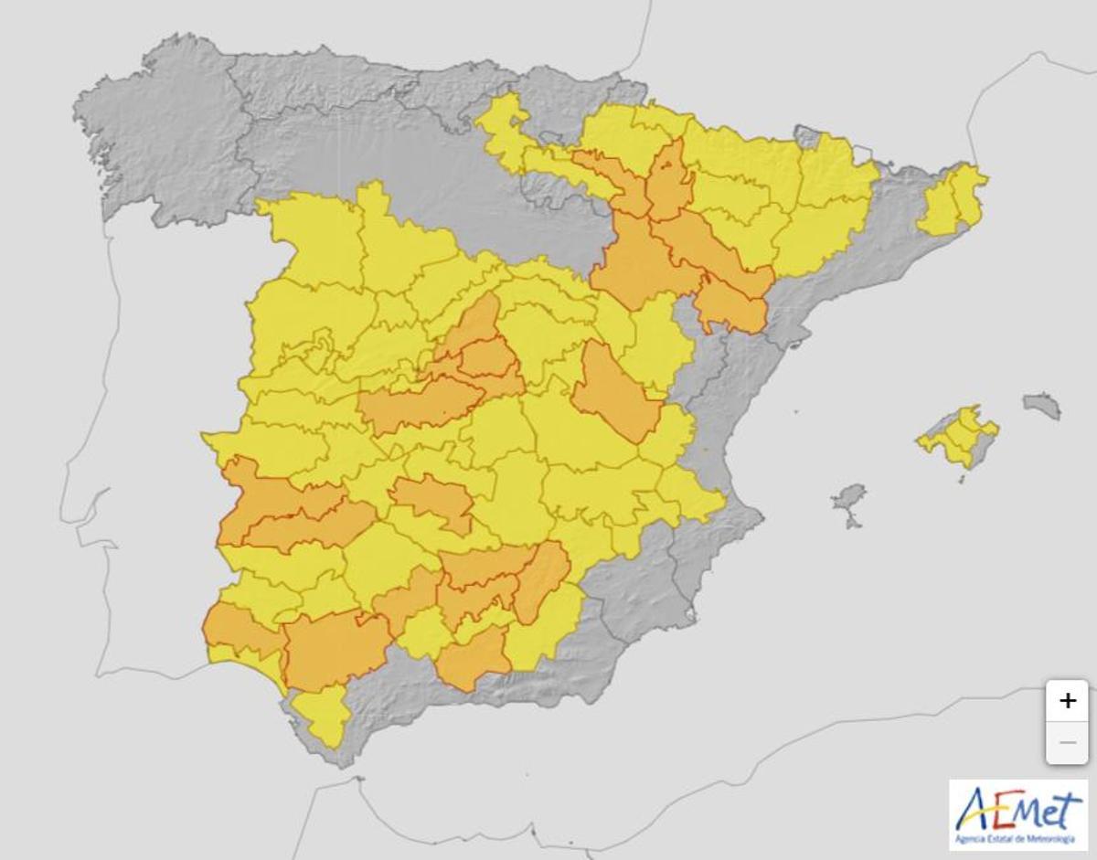 Mapa de alertas meteorológicas por temperaturas máximas de la AEMET para este jueves 18 de julio de 2024