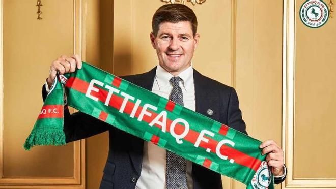 Entrenador - STEVEN GERRARD (AL-ETTIFAQ)