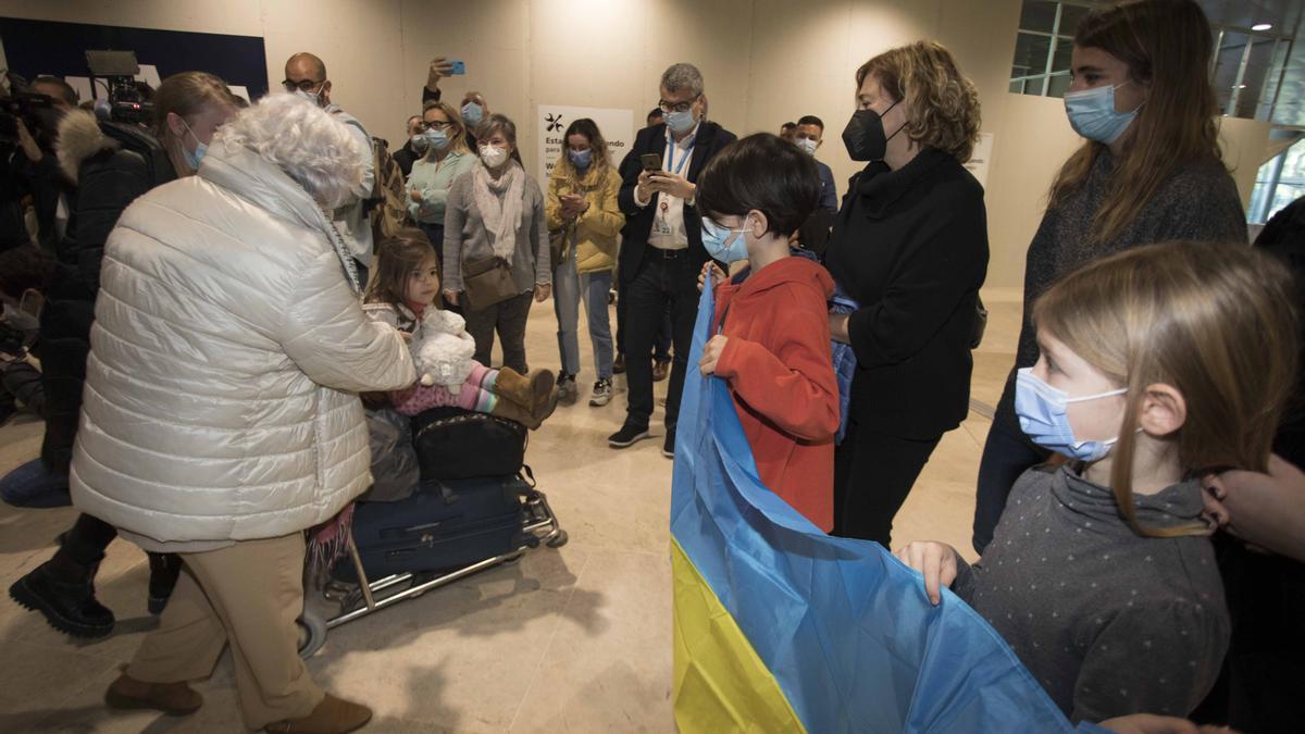 Fotografía de archivo de la llegada de Refugiados ucranianos al aeropuerto de Manises.