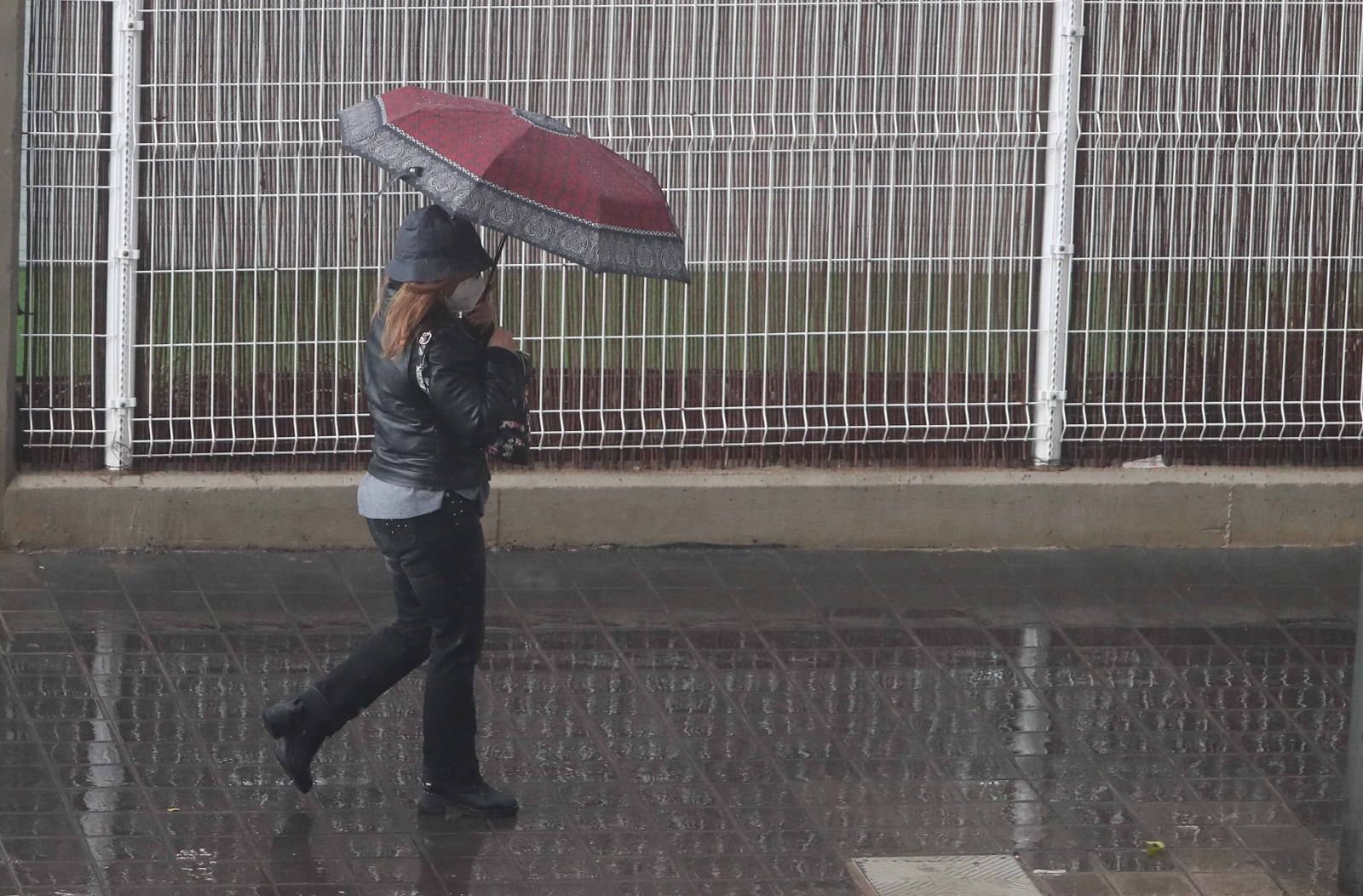 FOTOS | El temporal de lluvia y granizo en València