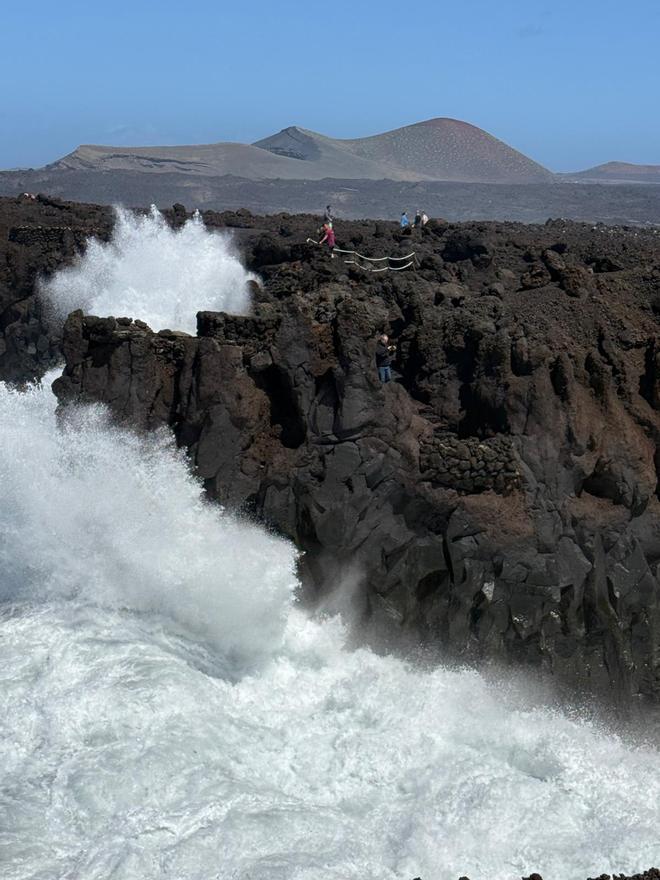 De la costa a la cumbre: la fotogalería de los estragos de la borrasca Therese en Gran Canaria
